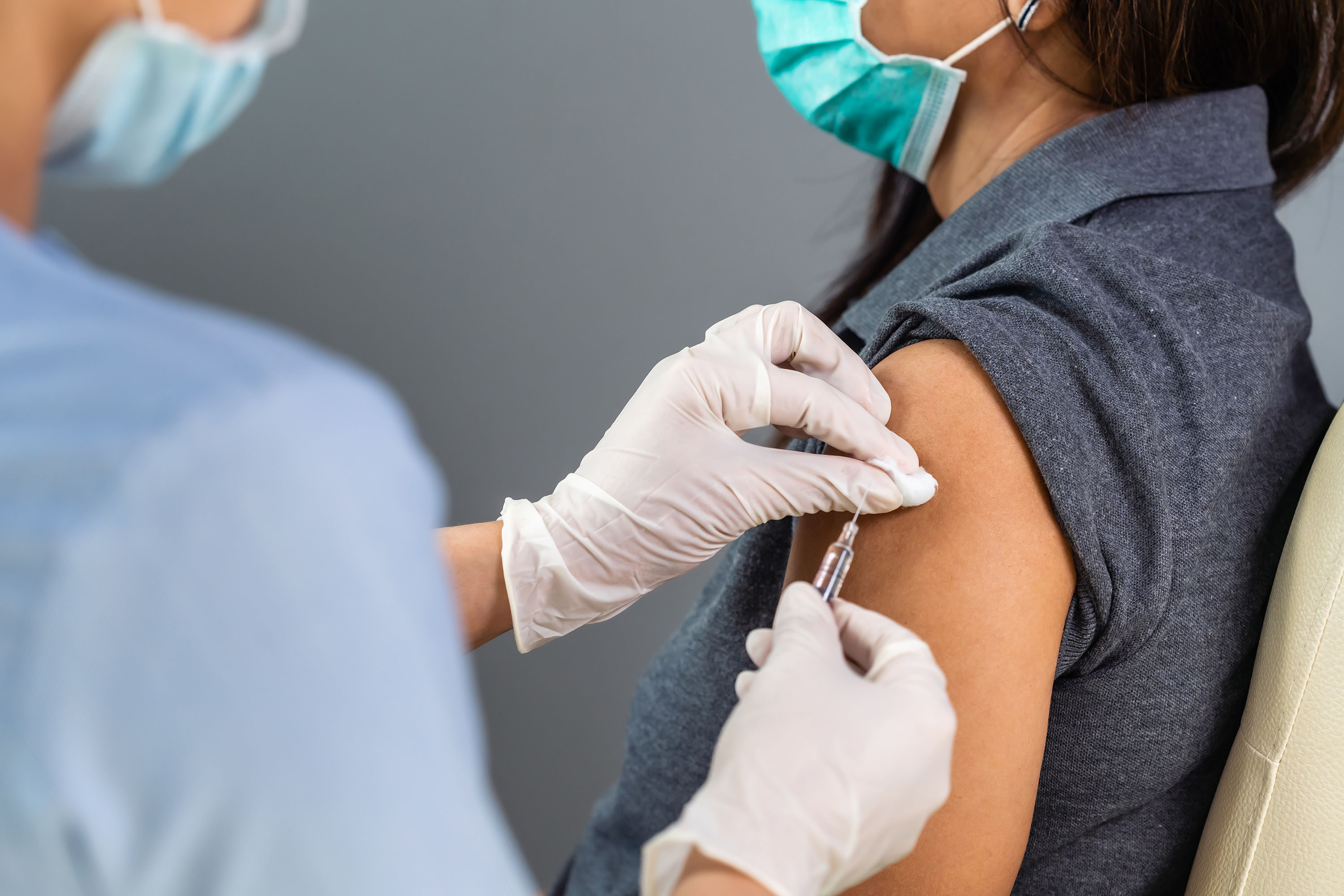 Leave tax credits are available for employees who help others get vaccinated