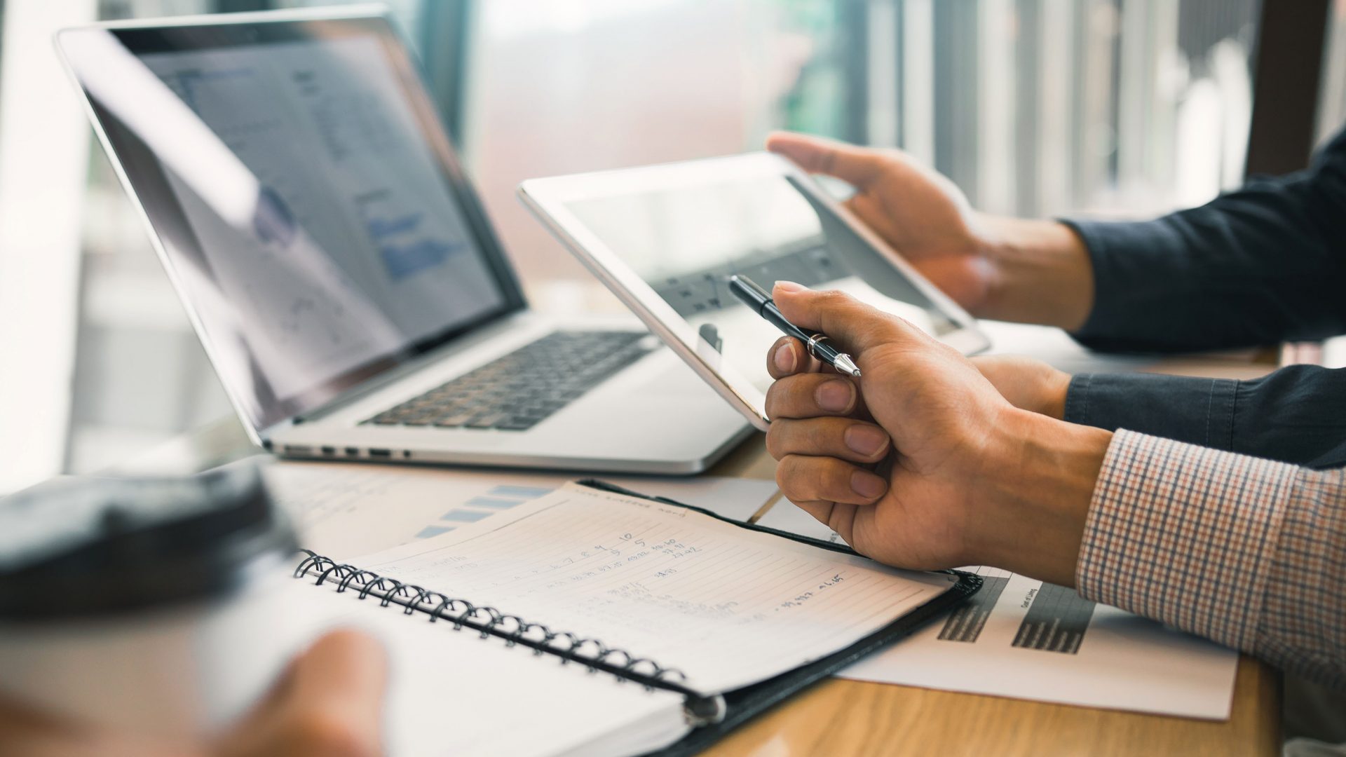 IRS Issue Snapshot discusses deduction limits for “combination” retirement plans