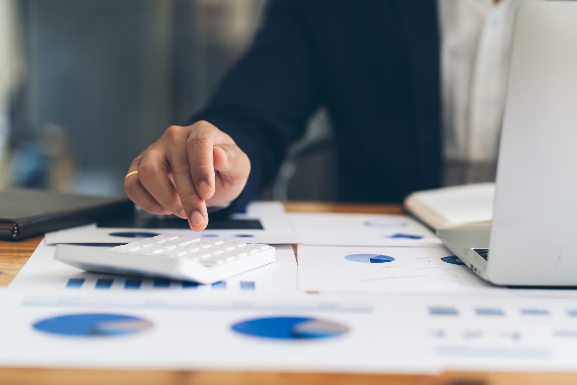 How to factor subsequent events into the valuation equation
